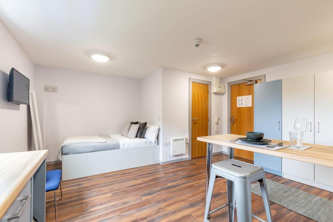 Bryson Court In Newcastle Apartment Bagian luar foto