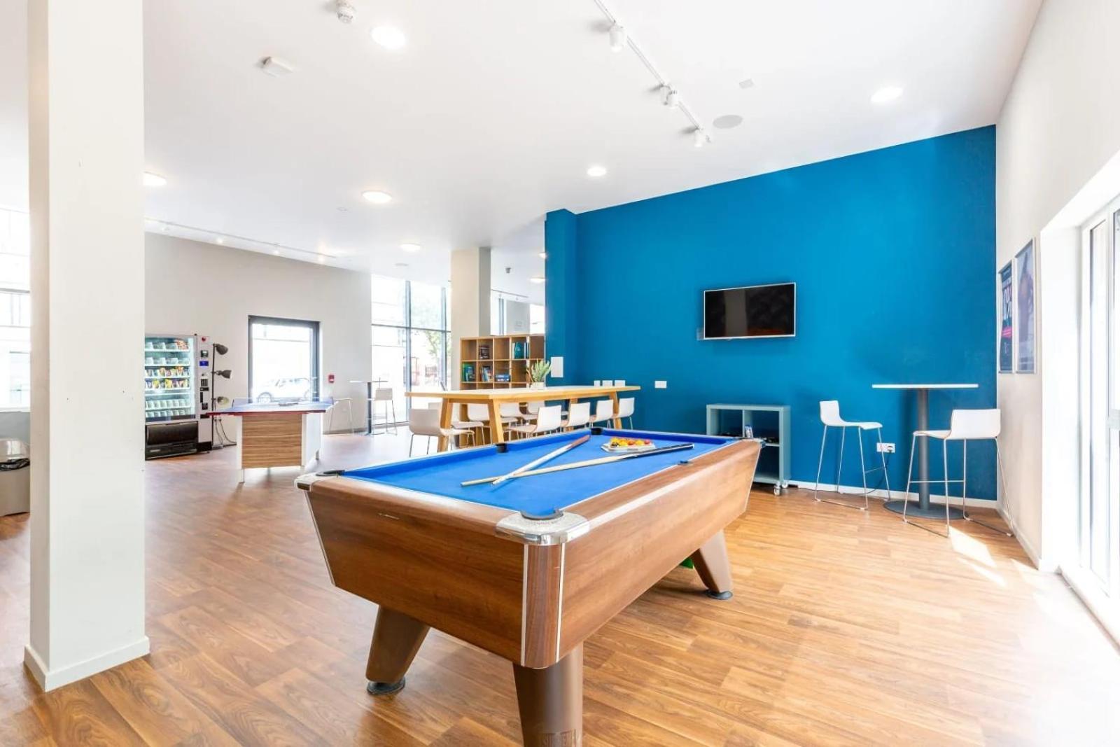Bryson Court In Newcastle Apartment Bagian luar foto